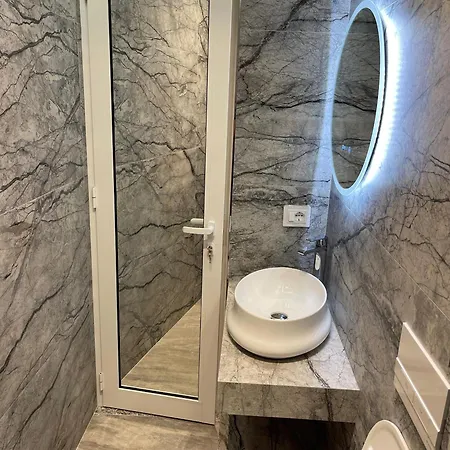 Stone Bazaar Szálloda 3*