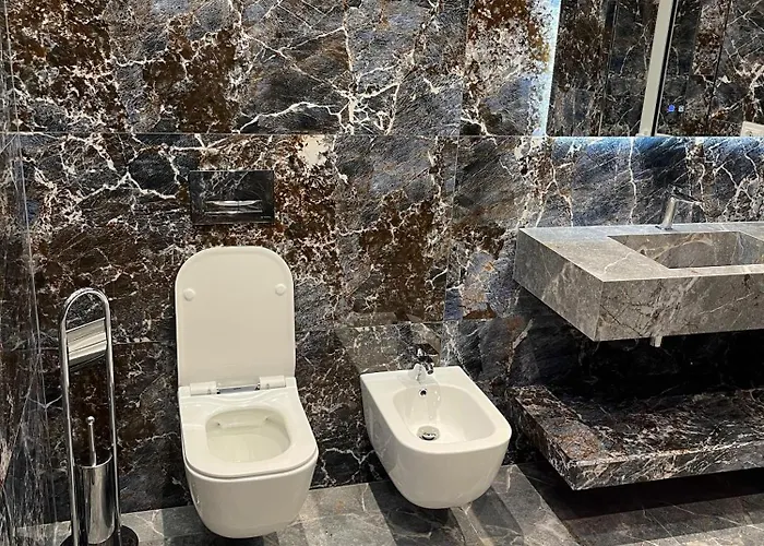 Stone Bazaar 酒店 Krujë