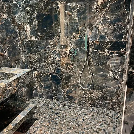 Stone Bazaar 3* Kruje